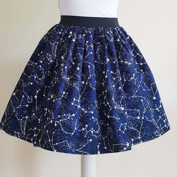 Falda de constelaciones, falda de constelaciones de mujer, falda de mujer, falda reunida, falda espacial, regalo espacial para ella, traje espacial, Rockabilly