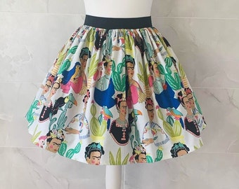 Regalo de Frida, Falda de Frida Kahlo, Conjunto de Frida, Ropa de Frida, Estampado de Frida Kahlo, Falda de mujer, Falda fruncida, Moda original, Rockabilly