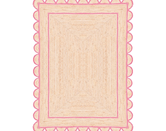 Scalloped Jute Rug: Handwoven Natural Fiber, Dark Pink Edge