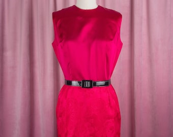 1950s Rose Pattern Jacquard True Red Sleeveless Cocktail Dress by Minx Modes