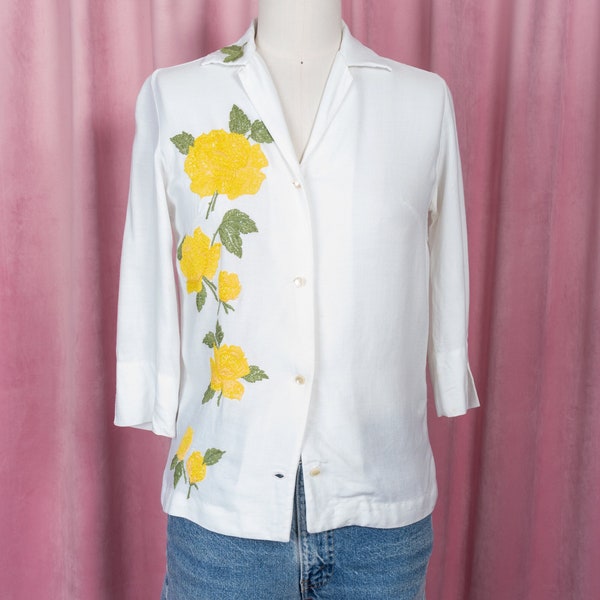 Beautiful 1950s Lady Manhattan White Button Down with Embroidered Yellow Rose Design