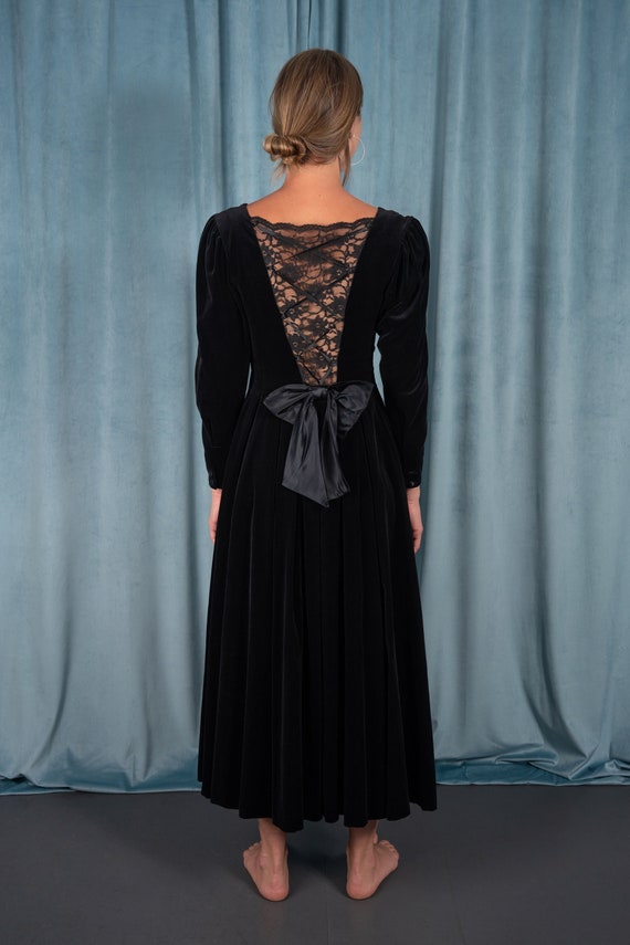 Laura Ashley Luxurious Cotton Black Velvet Dress w