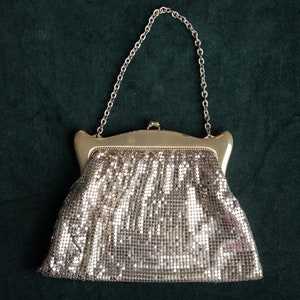 Vintage 1940s Whiting Davis Silver Mesh Art Deco Evening Purse Handbag with Silver Plated Frame and Chain Strap with Original Pocket Mirror image 2