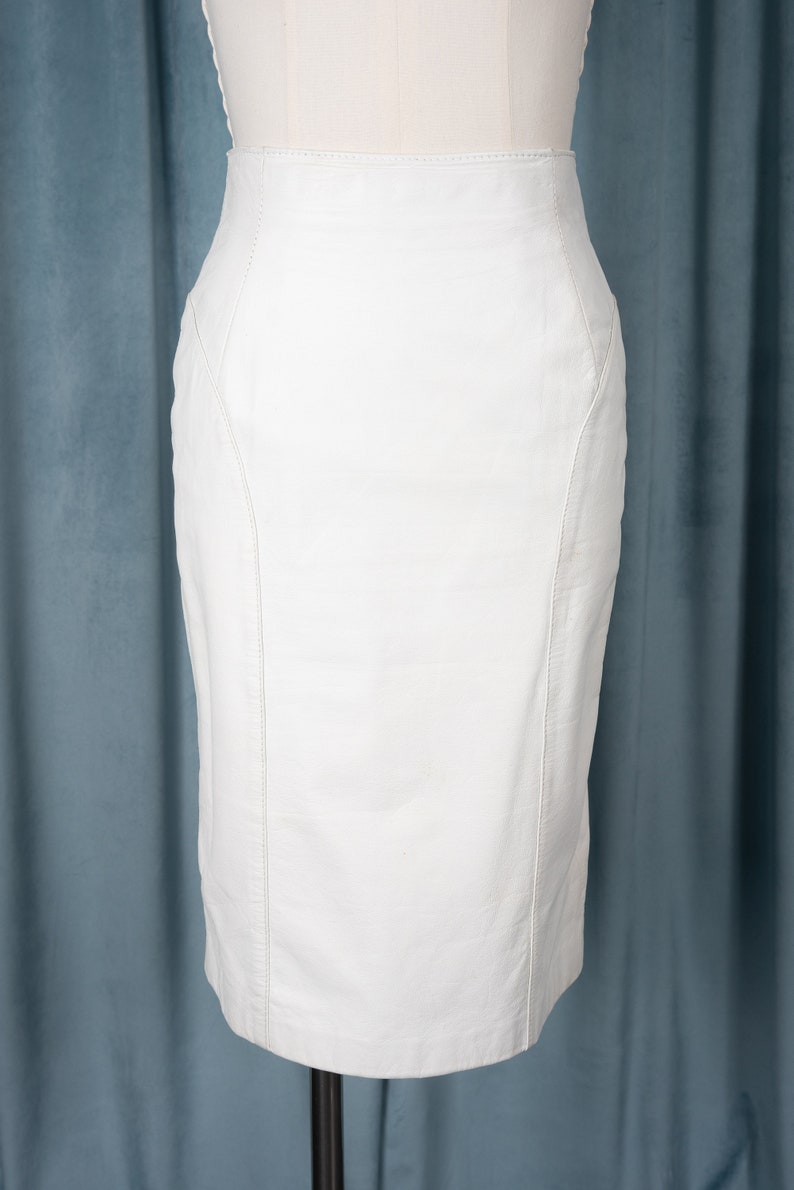 Vintage 80s Byrnes & Baker White Genuine Leather Pencil Skirt with Curved Seam Details image 3