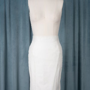 Vintage 80s Byrnes & Baker White Genuine Leather Pencil Skirt with Curved Seam Details image 2