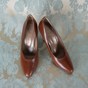Vintage 70s Garolini Brown Heels / Made in Italy / 7M image 3