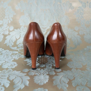 Vintage 70s Garolini Brown Heels / Made in Italy / 7M image 4