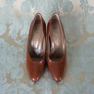 Vintage 70s Garolini Brown Heels / Made in Italy / 7M image 2
