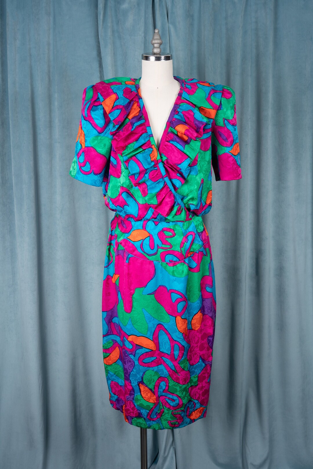 1980s Flora Kung Silk Bold Abstract Print Dress With Ruffle Trim