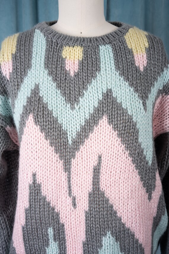 Vintage 80s Knitted by Hand for DEB Abstract Patt… - image 3