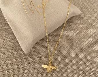 18k gold plated bee charm necklace | Choice of 18k gold vermeil chains