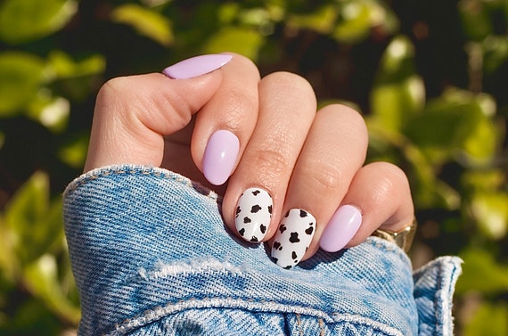 My first attempt at cow print 🐄💅🏻💓 : r/Nails