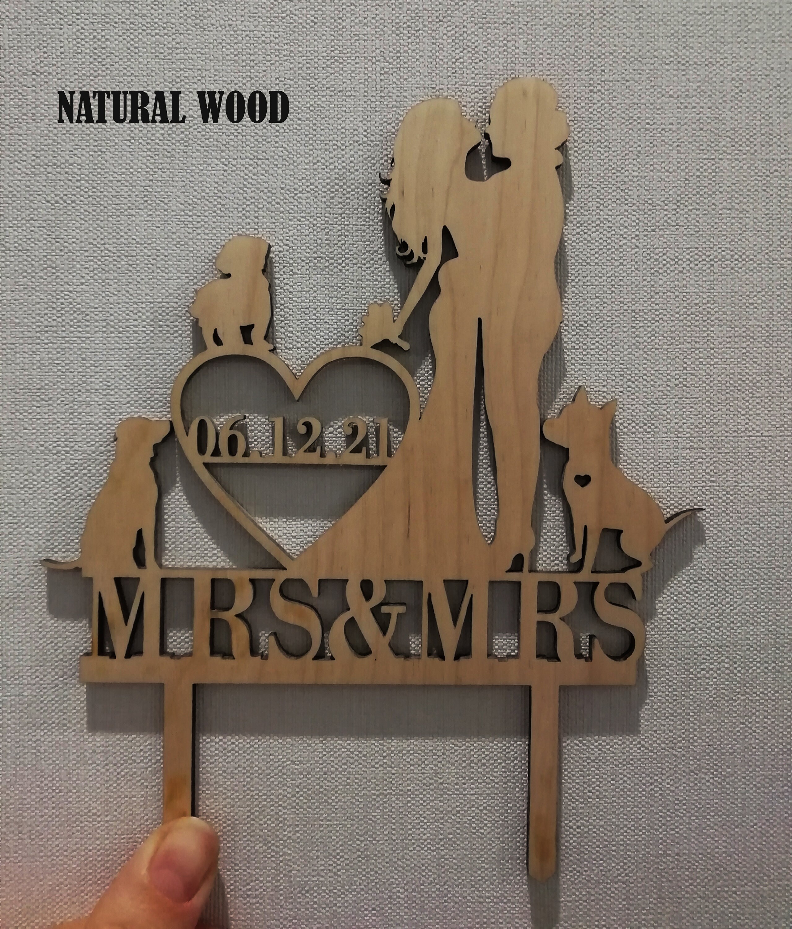 Mr & Mrs Wreath Wooden Wedding Cake Topper - Ella Celebration