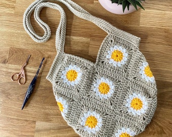 Daisy granny square tote bag crochet pattern - downloadable PDF