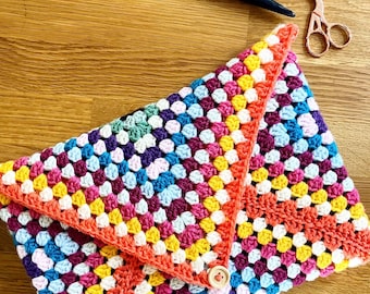 Granny Square Pouch crochet pattern - downloadable PDF