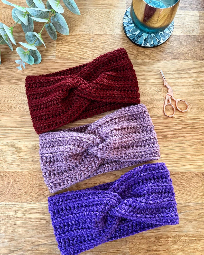 Twisted ear warmer crochet pattern downloadable PDF image 2
