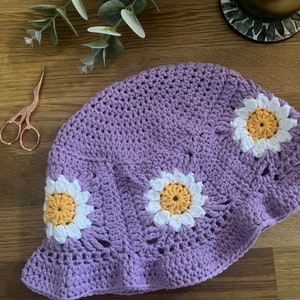 Daisy bucket hat crochet pattern - downloadable PDF