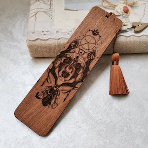 Bookmark - Fenrir - Birch wood Bookmark - Fenrir - Birch wood