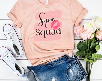ガールズ スパ ウィークエンド T シャツ、ガールズ ウィークエンド シャツ、スパ ウィークエンド シャツ、ガールズ トリップ シャツ、ガールズ ウィークエンド T シャツ、ガールズ パーティー シャツ、バチェロレッテ パーティー T シャツ