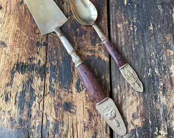 Vintage Cake Server & Spoon Set in Brass and Wood with Buddha // Thailand