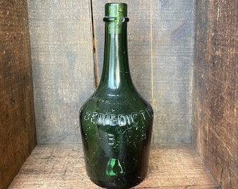 benedictine wine bottle found mudlarking braw green