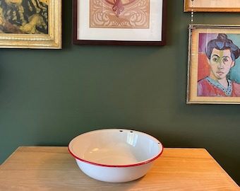 Vintage Basin // Metal Washbasin // Primitive Washbowl
