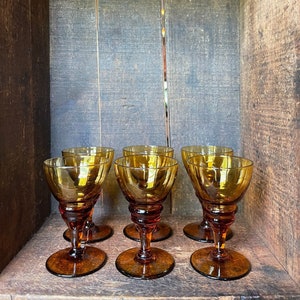 Set van 6 // Vintage Steelmed Liquor / Shot Glasses / / Amber Glas