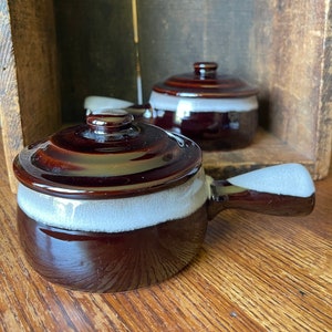 Set of 2 Vintage Brown Drip Glaze French Onion Soup Stoneware Bowl With Lid and Handle