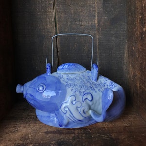 Vintage Ceramic Koi Fish Teapot // Blue White Koi Fish Teapot // RARE