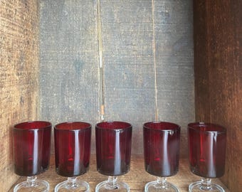 ヴィンテージ ルミナルク ルビーレッド ショットグラス 5個セット // 1オンス // フランス製