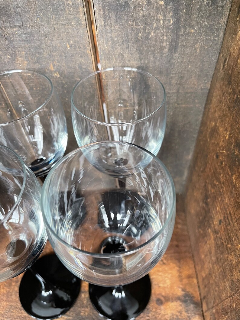 Set of 4 // Vintage Luminarc Wine Glasses With Black Stem // Etsy