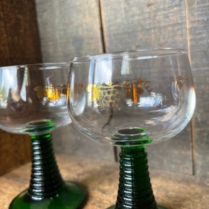 Set of 2 // Vintage Luminarc France Crystal D'Arques with Grape Motif // Green Beehive Roemer Cordial Wine Glasses image 2