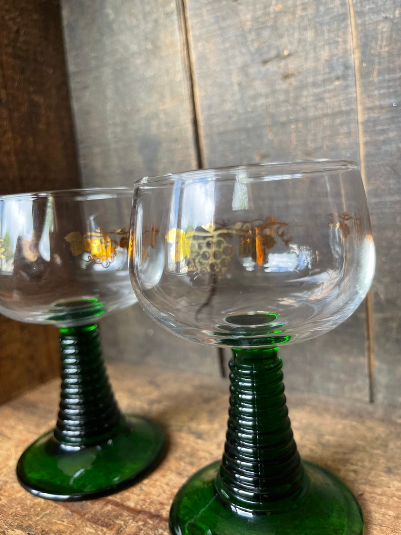 Set of 2 // Vintage Luminarc France Crystal D'Arques with Grape Motif // Green Beehive Roemer Cordial Wine Glasses image 2