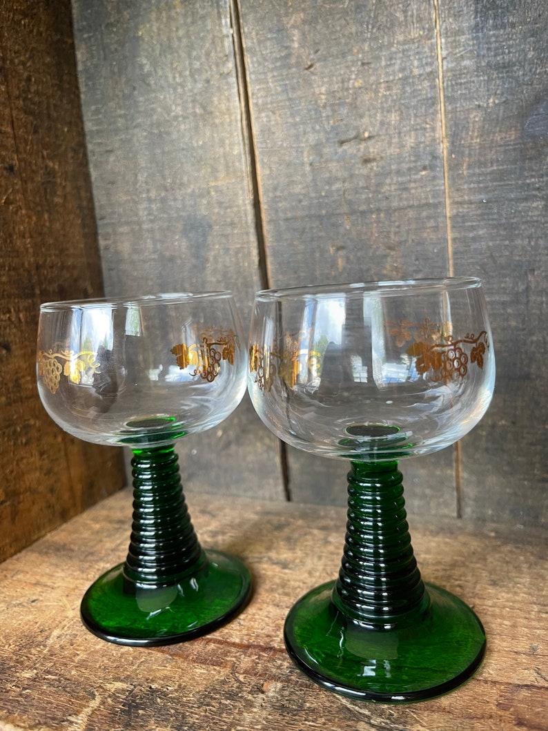 Set of 2 // Vintage Luminarc France Crystal D'Arques with Grape Motif // Green Beehive Roemer Cordial Wine Glasses image 5