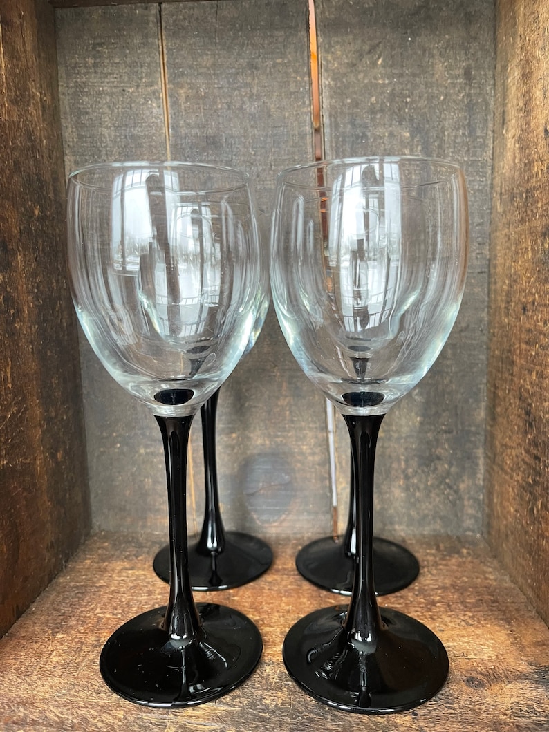 Set of 4 // Vintage Luminarc Wine Glasses With Black Stem // Etsy