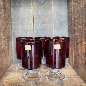 Set of 5 Vintage Red French Luminarc, 4.5&quot; tall Glasses // Made in France // NEW