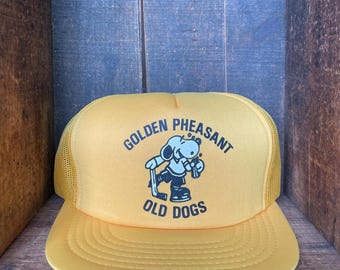 Vintage gele truckerhoed met mesh achterkant // uitstekende staat