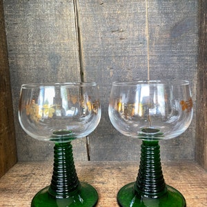 Set of 2 // Vintage Luminarc France Crystal D'Arques with Grape Motif // Green Beehive Roemer Cordial Wine Glasses image 8