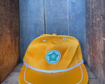 Vintage gele truckerhoed met mesh achterkant // uitstekende staat