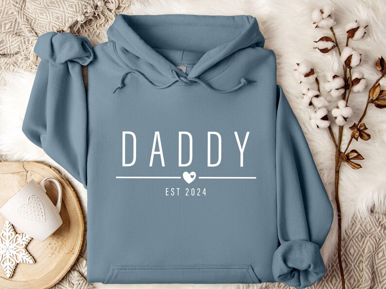 Sudadera para mamá primeriza, Sudadera para papá primerizo, Papá y mamá, Mamá personalizada, Sudadera personalizada para papá, Regalo de cumpleaños para papá, Sudadera familiar adorable imagen 3