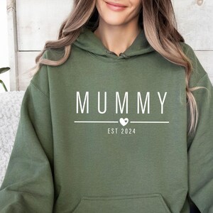 Sudadera para mamá primeriza, Sudadera para papá primerizo, Papá y mamá, Mamá personalizada, Sudadera personalizada para papá, Regalo de cumpleaños para papá, Sudadera familiar adorable imagen 5