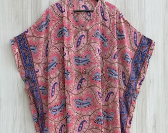 Vestido caftán de sari de seda reciclada: pareo bohemio estampado a mano para la playa n.° 24