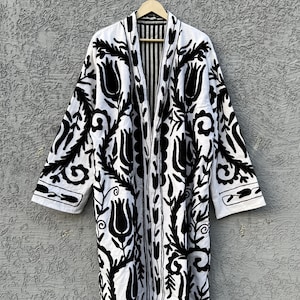 Indische handgemachte Stickerei Susani Jacke | Langarm-Suzani-Jacke | Schöne Frauen Winterjacke