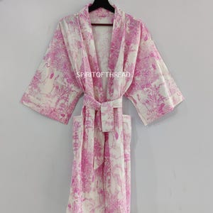 Bata tipo kimono de algodón con estampado floral