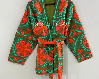 Chaqueta Suzani bordada a mano: Kimono corto de algodón