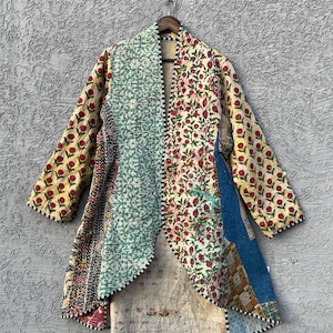 Reversible Kantha Quilt Jacket: Vintage Floral Cotton Boho Robe