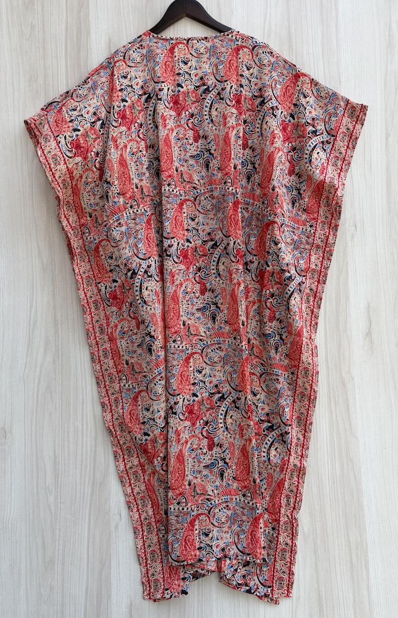 Sari Robe Caftan vintage en soie sari : Robe caftan indienne de villégiature n ...