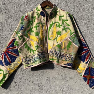 Indian Suzani Embroidery Jacket, Ladies short bomber coat, cotton Jacket Suzani Kantha Vintage Jacket # 04