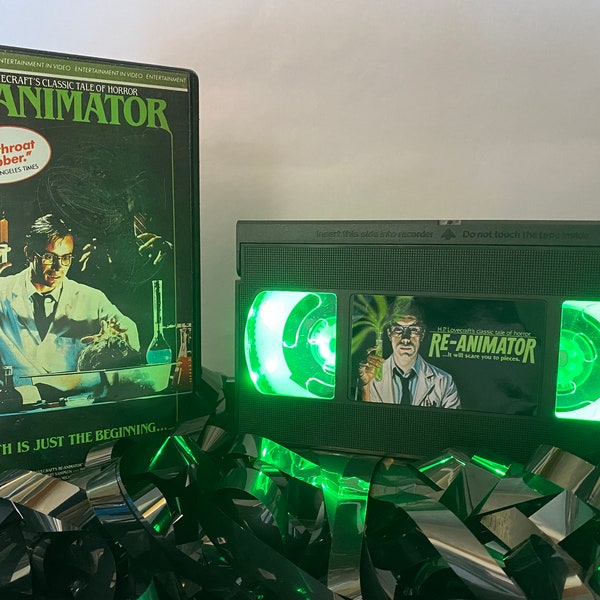 Re-Animator Horror VHS Lamp, 80s Horror Movie Film, a great gift for film lovers & movie buffs