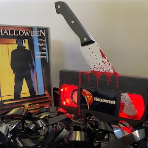 Deluxe Halloween 1978 VHS Lamp, Horror Movie Film, a great gift for film lovers & Michael Myers